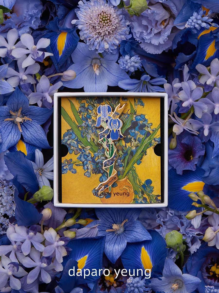 Daparo brooch - Vincent’s Irises